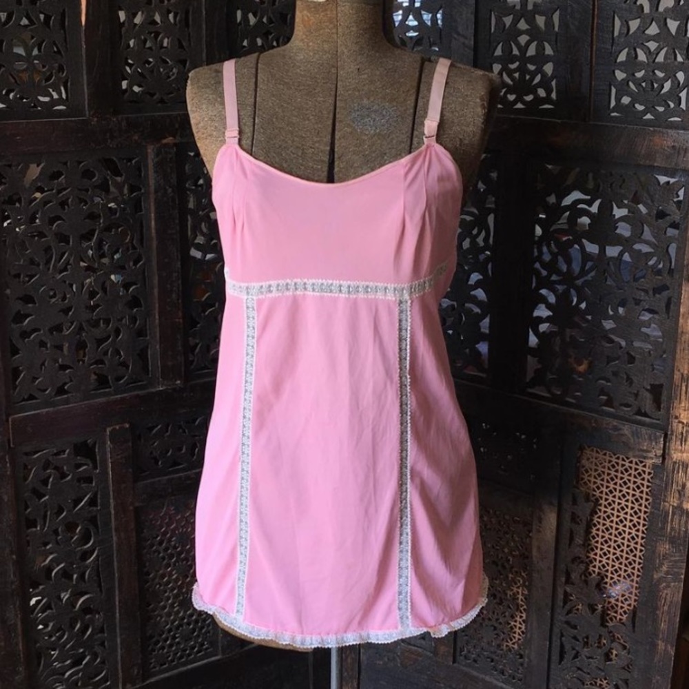 🌸Cutest Ever 🌸Vintage Pink Slip Dress🌸